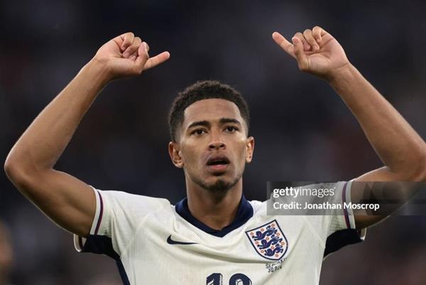 Thêm 2 anh hào tiến vào tứ kết EURO: ĐT Anh vất vả, Tây Ban Nha phô diễn sức mạnh