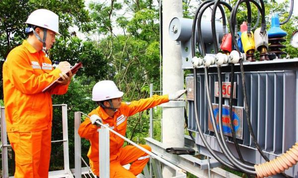 Xử lý tháo gỡ các khó khăn, vướng mắc cho ngành điện