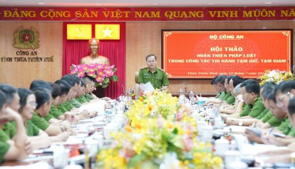 Hoàn thiện pháp luật trong công tác thi hành tạm giữ, tạm giam