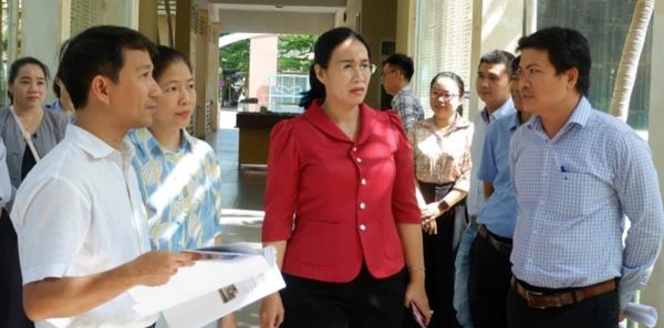 Lãnh đạo thành phố Đà Nẵng kiểm tra thực tế cơ sở vật chất phục vụ nhu cầu dạy - học khối THPT và giáo dục thường xuyên