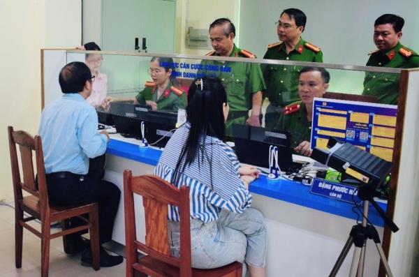 Đà Nẵng ra quân triển khai thực hiện theo Luật Căn cước năm 2023