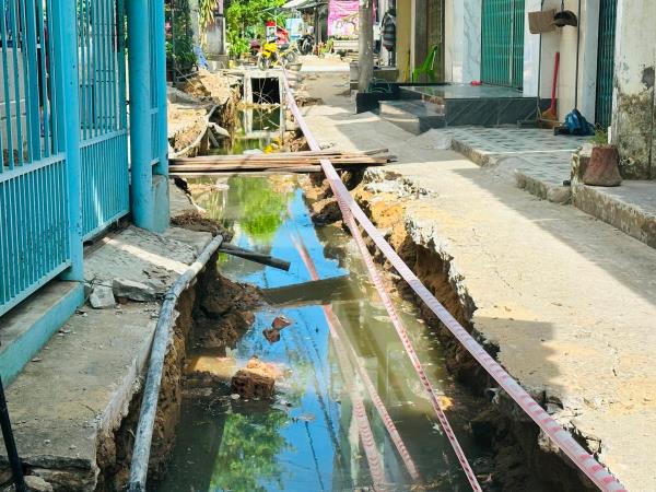 Tắc cống do... nghẽn vốn