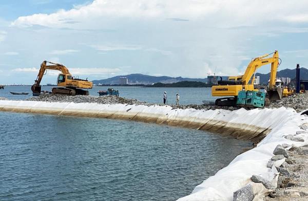 Làm gì để đẩy nhanh tiến độ đầu tư công?