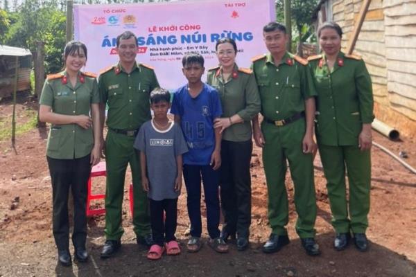 Khởi công xây dựng Ngôi nhà hạnh phúc cho 2 trẻ mồ côi