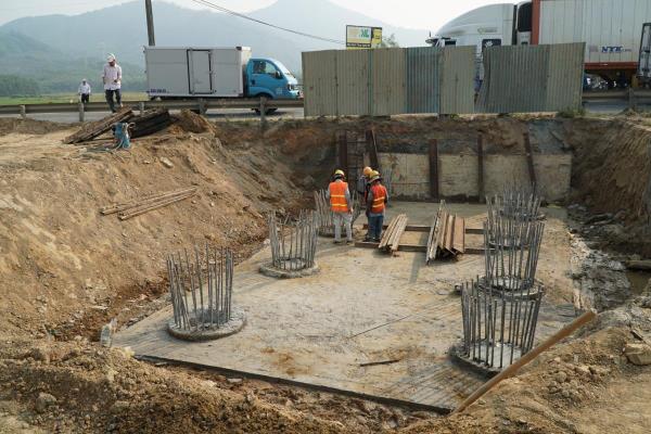 Triển khai song song cao tốc Hòa Liên - Túy Loan và đường gom dọc hai bên