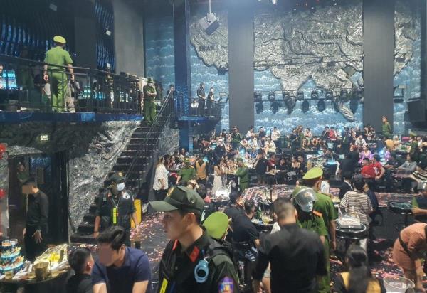 Công an Đà Nẵng kiểm tra đột xuất For You Club phát hiện nhiều vi phạm