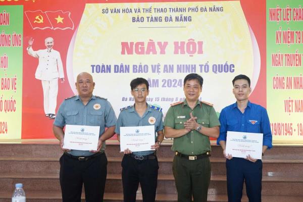 Nhiều hoạt động ý nghĩa hưởng ứng Ngày hội toàn dân bảo vệ an ninh Tổ quốc tại Bảo tàng Đà Nẵng