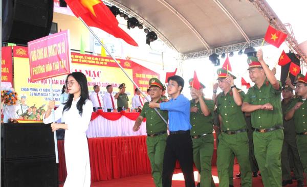 Sôi nổi Ngày hội Toàn dân bảo vệ An ninh tổ quốc P.Hòa Thọ Tây