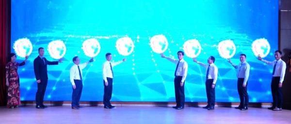 Khai mạc Ngày hội Khởi nghiệp đổi mới sáng tạo thành phố Đà Nẵng - Surf 2024