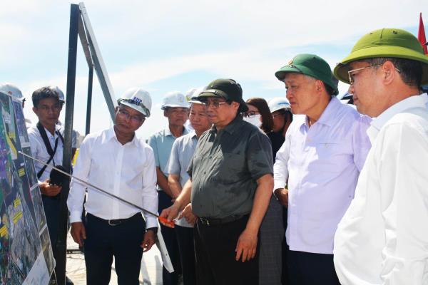 Thủ tướng Chính phủ Phạm Minh Chính kiểm tra, khảo sát một số dự án trọng điểm tại TP Đà Nẵng