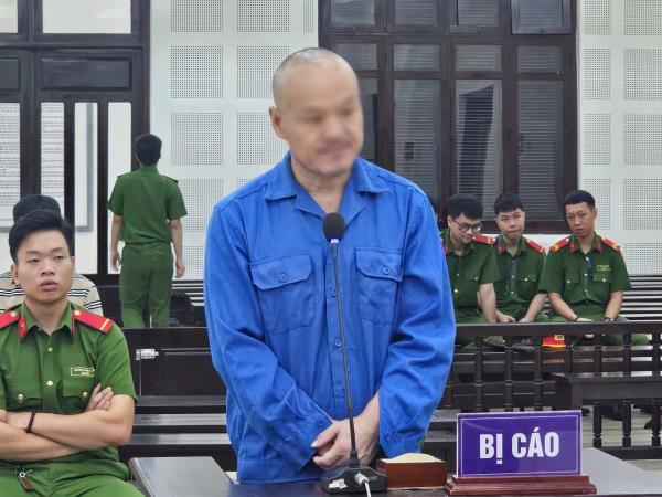 Thua bạc chú Thoòng chôm ví kỳ bẽo