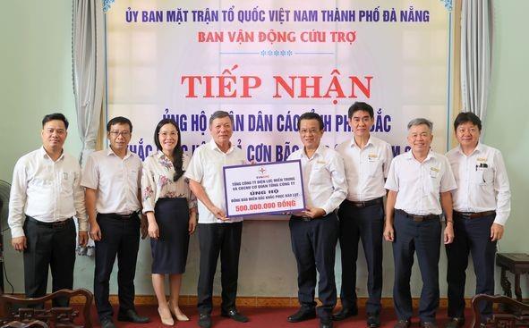 EVNCPC và PC Đà Nẵng ủng hộ 700 triệu đồng giúp đồng bào miền Bắc khắc phục hậu quả bão lụt