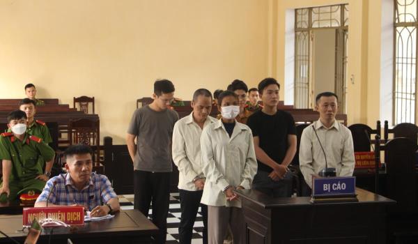 Giúp người nước ngoài lừa chiếm hơn 10 tỷ đồng, nhóm đồng phạm lãnh án