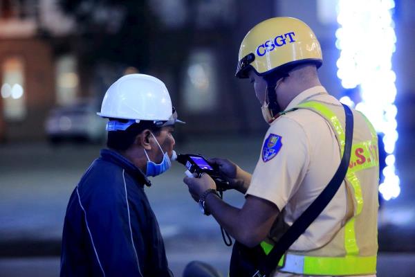 Công an tỉnh Quảng Nam xử lý 2.872 trường hợp vi phạm an toàn giao thông