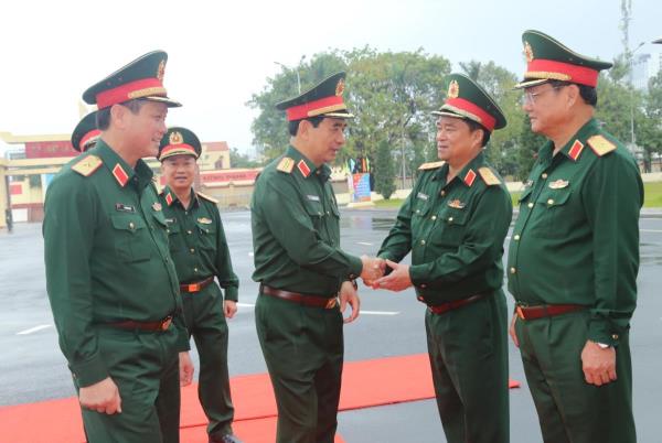 Đại tướng Phan Văn Giang chủ trì Hội nghị bàn giao nhiệm vụ Tư lệnh Quân khu 5