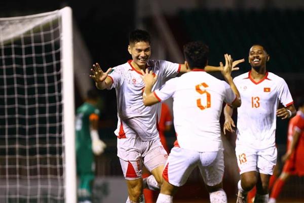 Video bóng đá Nepal - Việt Nam: Phản lưới vô duyên, cuối trận nghẹt thở (Vòng loại Asian Cup)