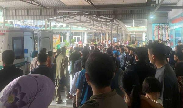 Người đàn ông vào bệnh viện dùng hung khí tấn công khiến nhiều người bị thương