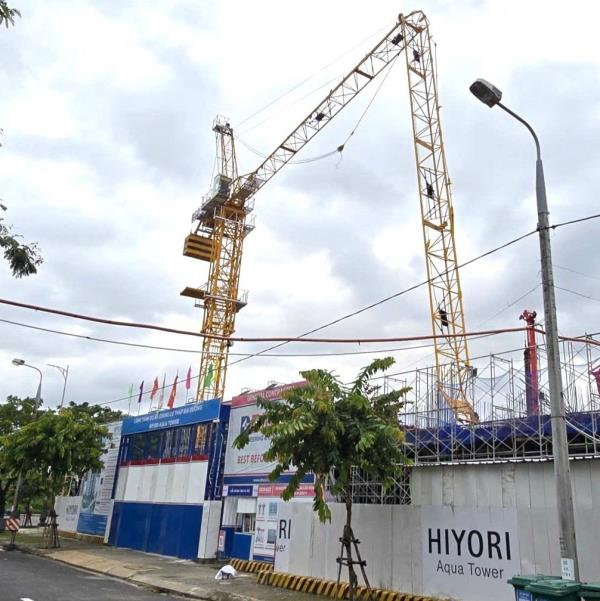 Gãy cần trục tháp cẩu gây chết người