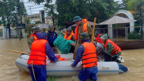 Yêu cầu Công an các đơn vị, địa phương tập trung nguồn lực ứng phó khẩn cấp và khắc phục hậu quả mưa lũ