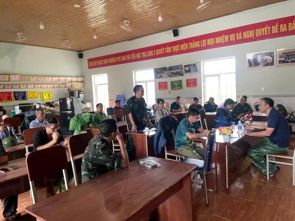 Xã Trà Leng họp khẩn trước tình hình mưa lũ tiếp tục phức tạp