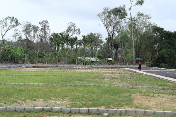 Sự thật phía sau những mảnh đất vàng