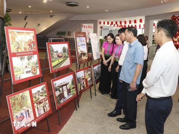 Trưng bày 60 bức ảnh về Nơi Bác dừng chân - Trường Dục Thanh Phan Thiết