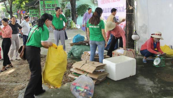 Lan tỏa những mô hình bảo vệ môi trường của phụ nữ Thanh Khê