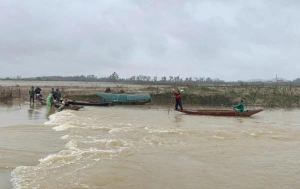 Lật thuyền, 1 người mất tích