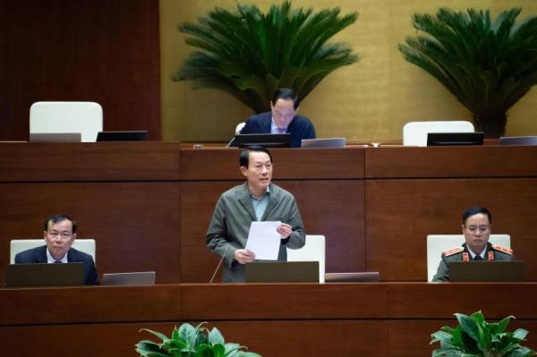 Đề xuất nghiêm cấm hành vi sử dụng AI lan truyền thông tin sai sự thật, giả mạo, lừa đảo