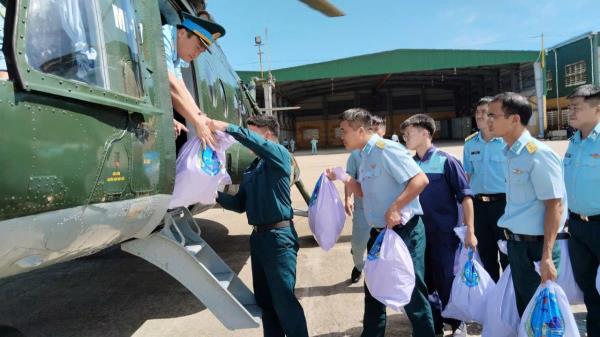 Trực thăng Quân đội hỗ trợ tìm kiếm 3 ngư dân mất tích ở đảo Lý Sơn