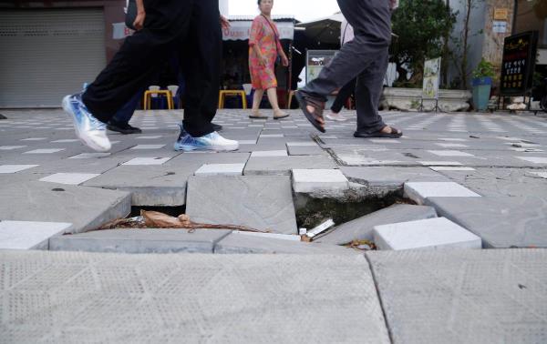 Tầm soát các dự án cải tạo vỉa hè bằng giải pháp thiết kế mới của Đà Nẵng (Kỳ 1: Xuất hiện bất cập, chưa như kỳ vọng)