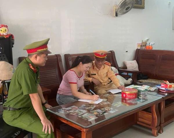 Nỗ lực rà soát, làm sạch dữ liệu đăng ký phương tiện, giấy phép lái xe