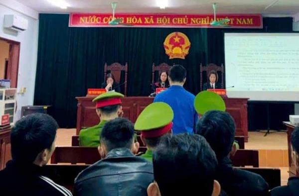 Con nghiện xộ khám