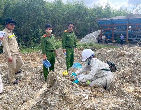 Phát hiện doanh nghiệp đổ trái phép hơn 700 tấn chất thải ra môi trường