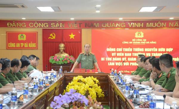 Đánh trúng, đánh đúng các đường dây tội phạm liên quan đến tội phạm kinh tế