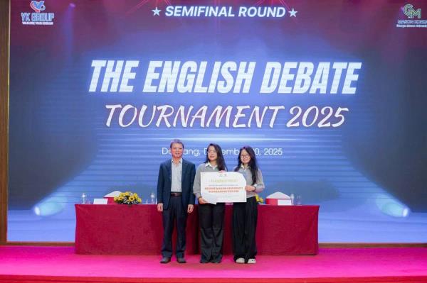 Trường THPT Trần Phú giành giải Nhất Cuộc thi Tranh biện Tiếng Anh 2025