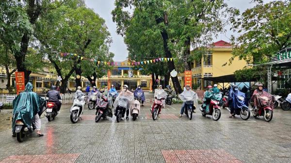 15 học sinh Trường Tiểu học Nguyễn Trãi nôn ói sau bữa ăn bán trú