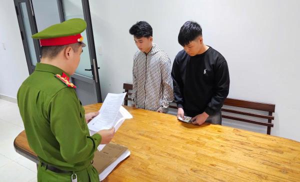 Trả giá vì vô cớ động tay, động chân