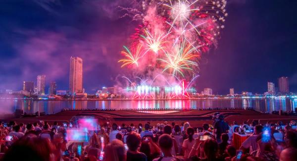 Ban Tổ chức DIFF 2025 công bố giá vé, hứa hẹn mùa lễ hội rực rỡ nhất từ trước đến nay