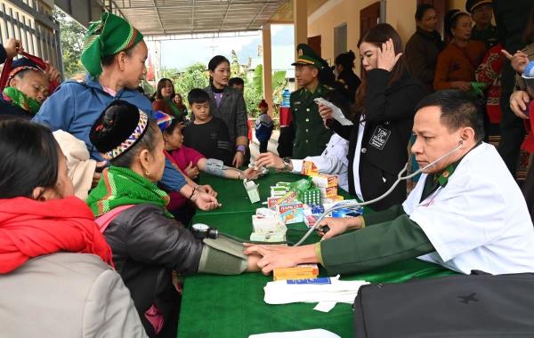 Ngôi nhà thiện nguyện Sao xanh – Nơi trao gửi yêu thương đến người nghèo vùng biên