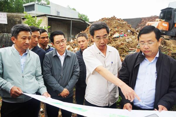 Phó Chủ tịch UBND TP Đà Nẵng Trần Chí Cường kiểm tra các công trình trọng điểm