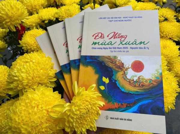 Lan tỏa mạnh mẽ ý nghĩa Ngày thơ Việt Nam