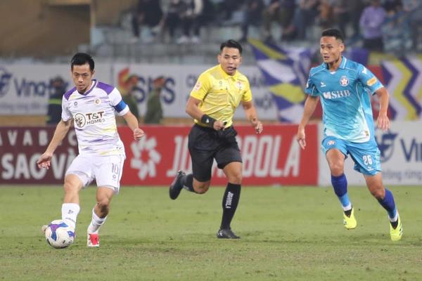 Nhà vua trở lại