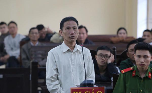 Vô cớ đánh người