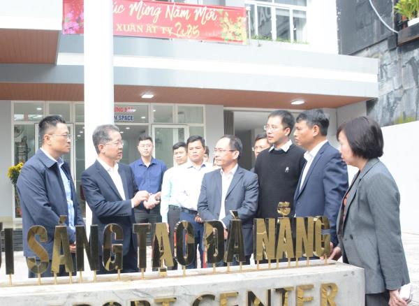 Đổi mới và phát triển đột phá