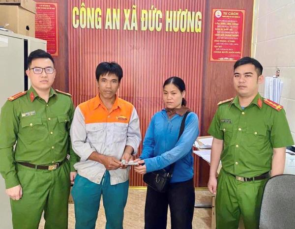 Tiền quay đầu về chủ cũ