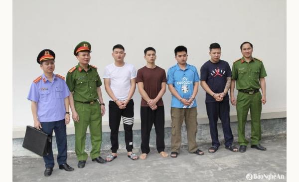 Công an Nghệ An phát hiện 4 cơ sở sử dụng chất kích thích để sản xuất giá đỗ