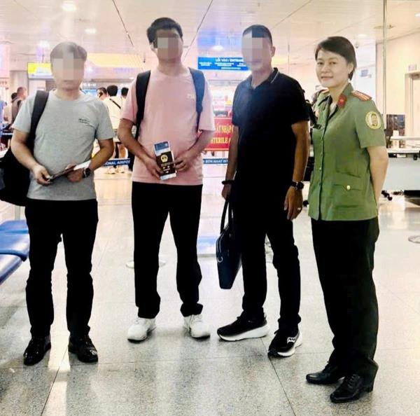 Trục xuất 2 người đàn ông Trung Quốc đến Bình Thuận để tìm vợ