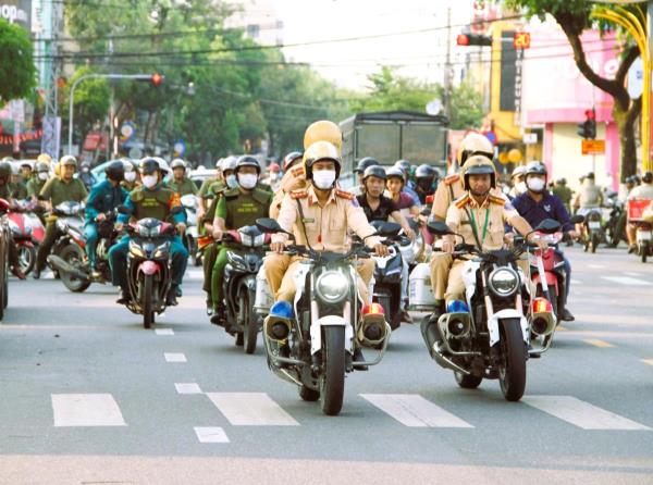 Quận Cẩm Lệ ra quân đảm bảo ANTT, ATGT, PCCC các ngày lễ trong năm 2025