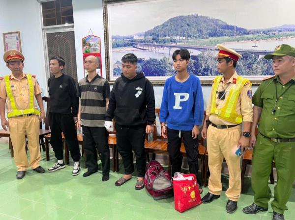 Bắt nhóm đối tượng gây án ở Lâm Đồng trên đường chạy trốn